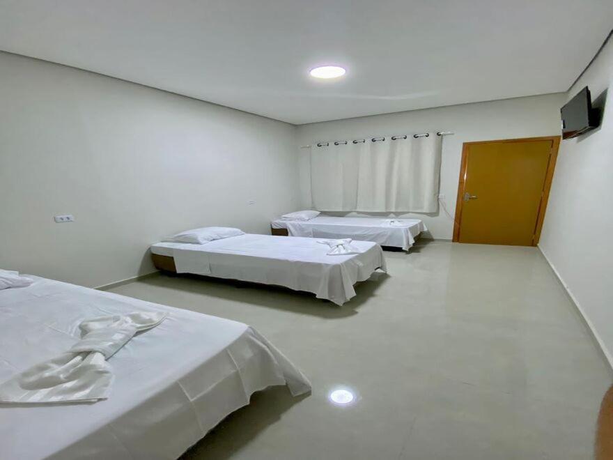 Amparo Hotel Ribas do Rio Pardo Экстерьер фото
